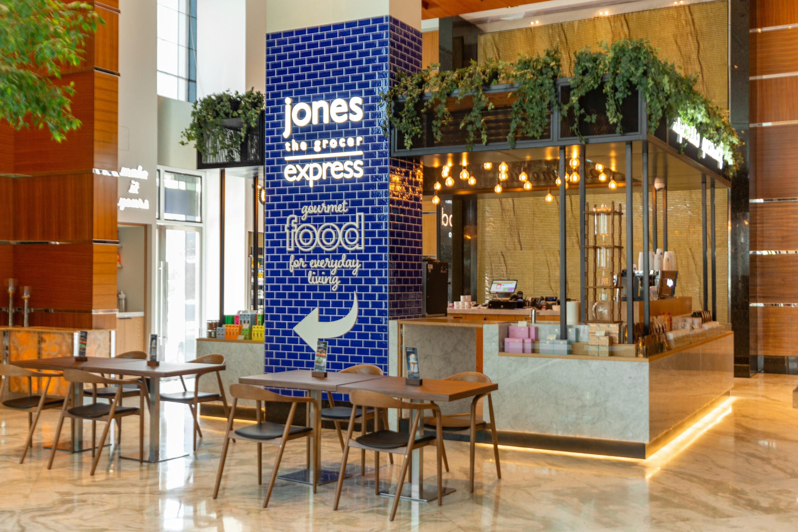 Jones the Grocer Express Opens in Dubia Media City