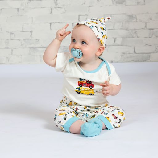 Cheekee Munkee Unveils its AW22 Range: Fun, playful and cozy all at once 