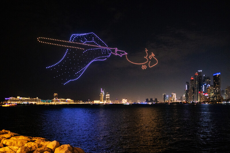 WHERE TO WATCH THE OUT-OF-THIS-WORLD DRONE SHOWS AND SPECTACULAR DUBAI LIGHTS